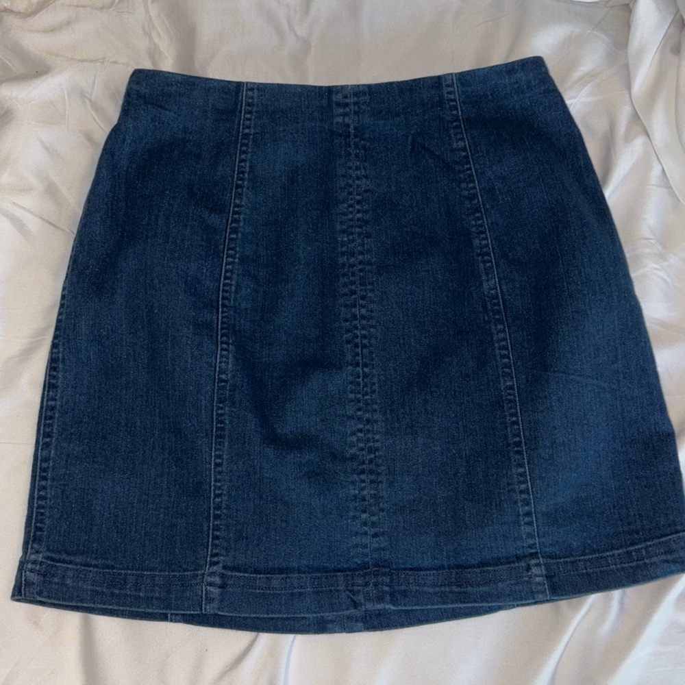 Stretchy denim mini skirt from Wild Honey - Size S